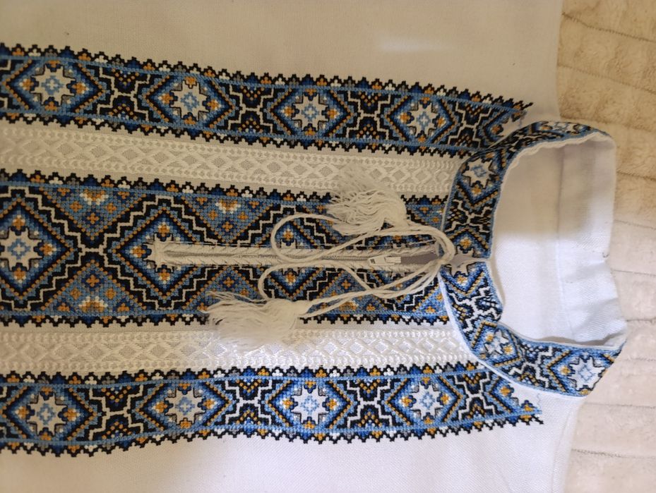 Вишита сорочка чоловіча 43 розмір.вишиванка.