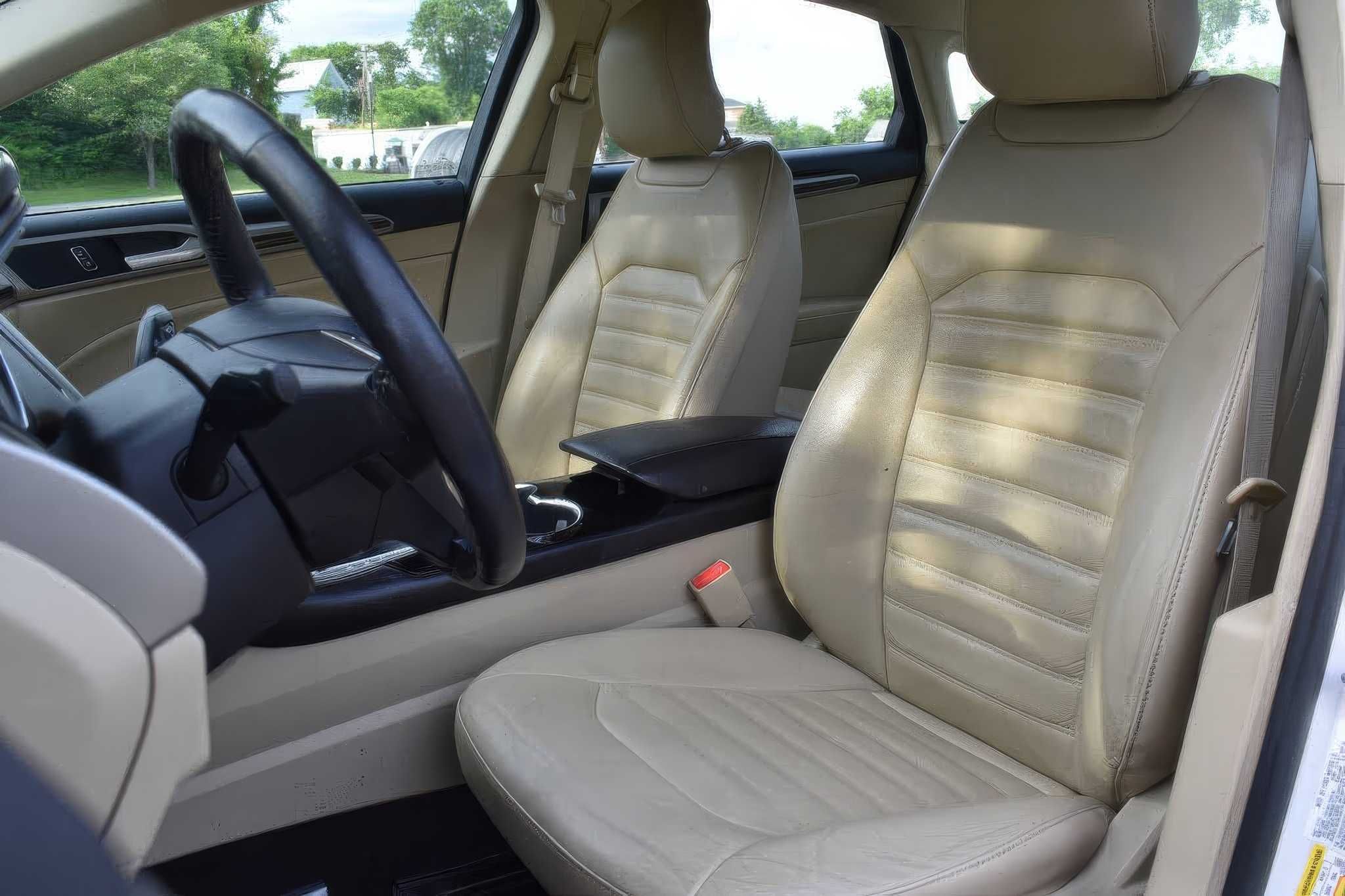 2014 Ford Fusion Hybrid SE