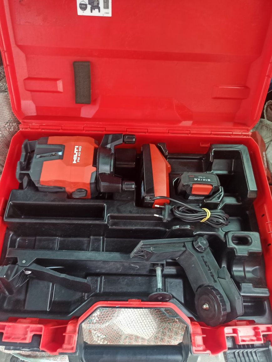 Hilti Nuron акумуляторний інструмент та аксесуари: лазерні нівеліри