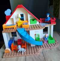 Duży domek rodzinny Playmobil 70129 z dźwiękiem mebelki figurki dom