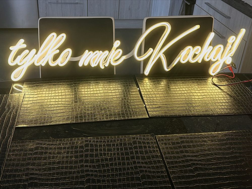 Neon z Twoim napisem/logo ledon