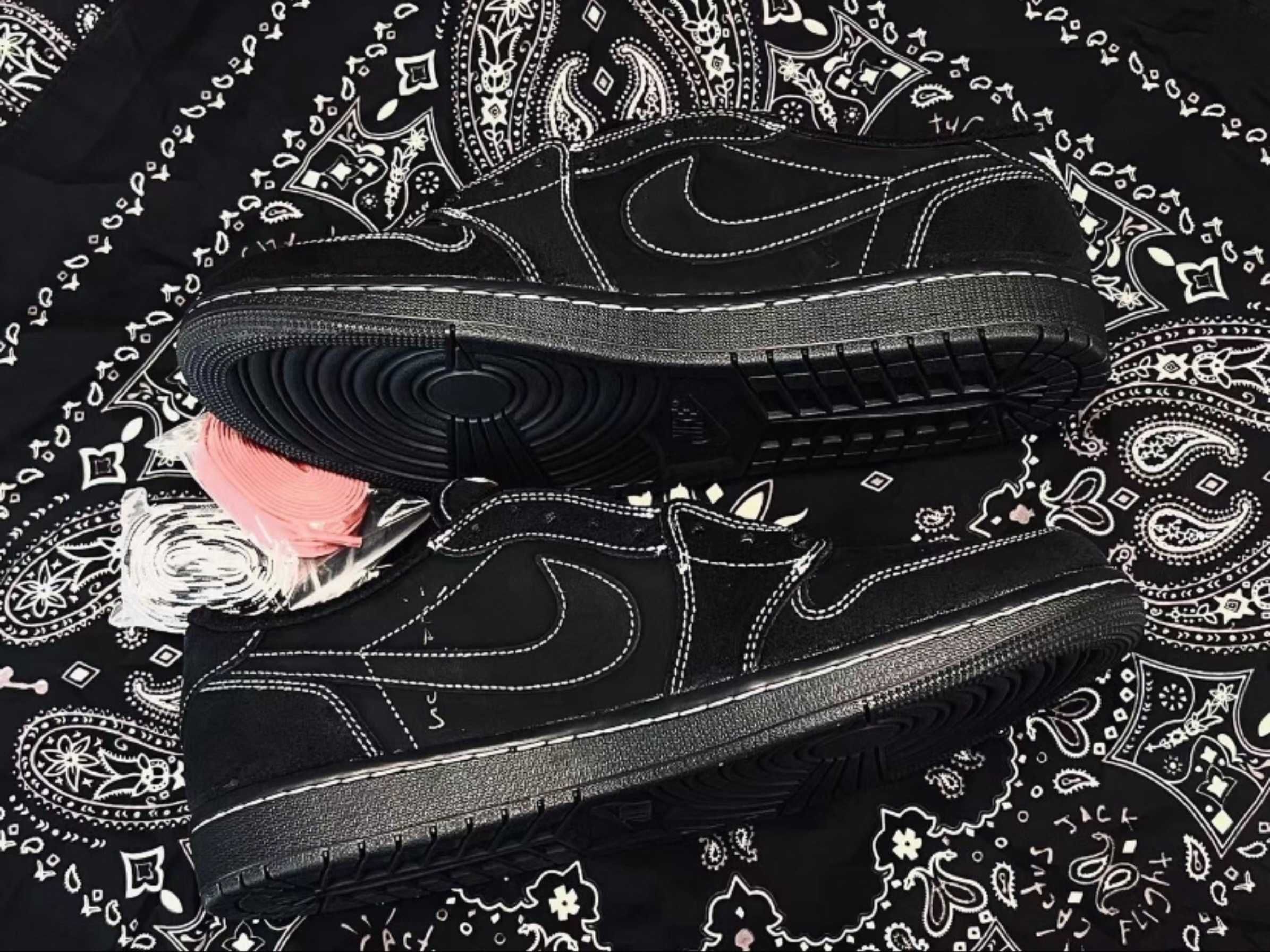 Jordan 1 Retro Low OG SP Travis Scott Black Phantom R.41