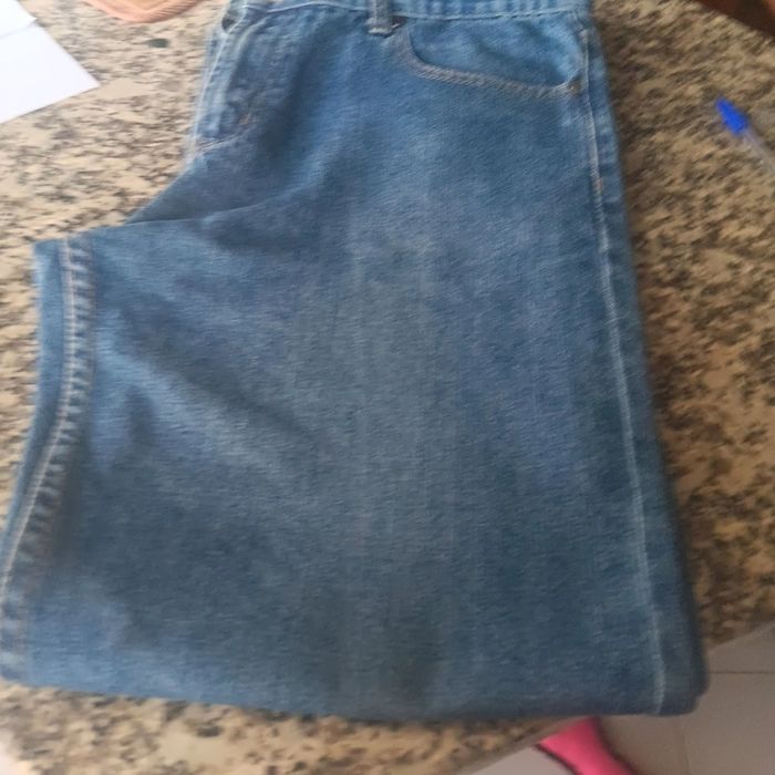 Vendo lote de 2 pares de calças de ganga Diversas calças de ganga para