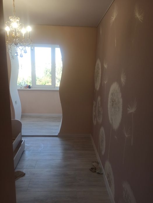 Поклейка Обоев. Шпаклёвка стен.