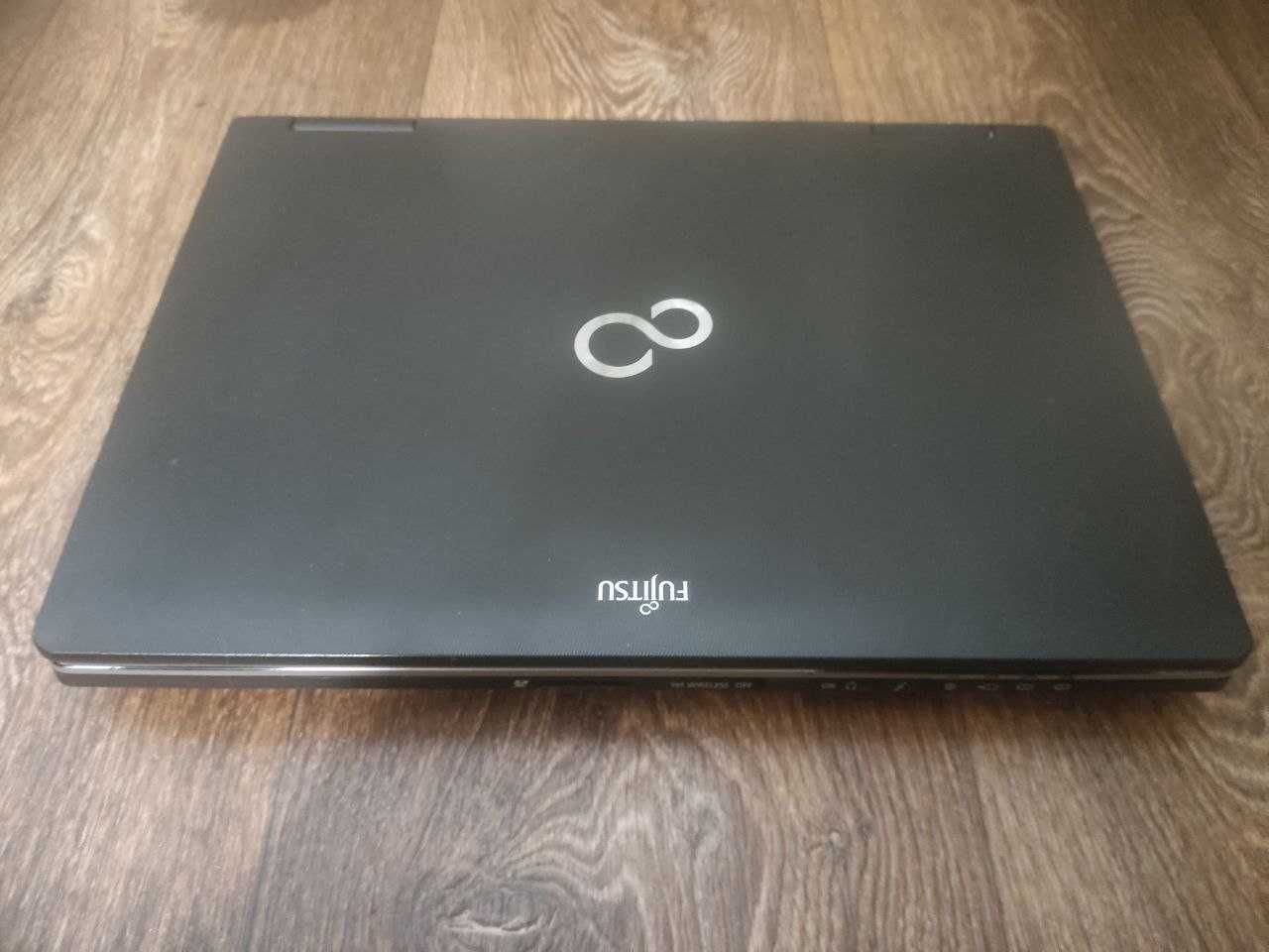 Ноутбук Fujitsu s752 i5/4gb/250 gb HDD