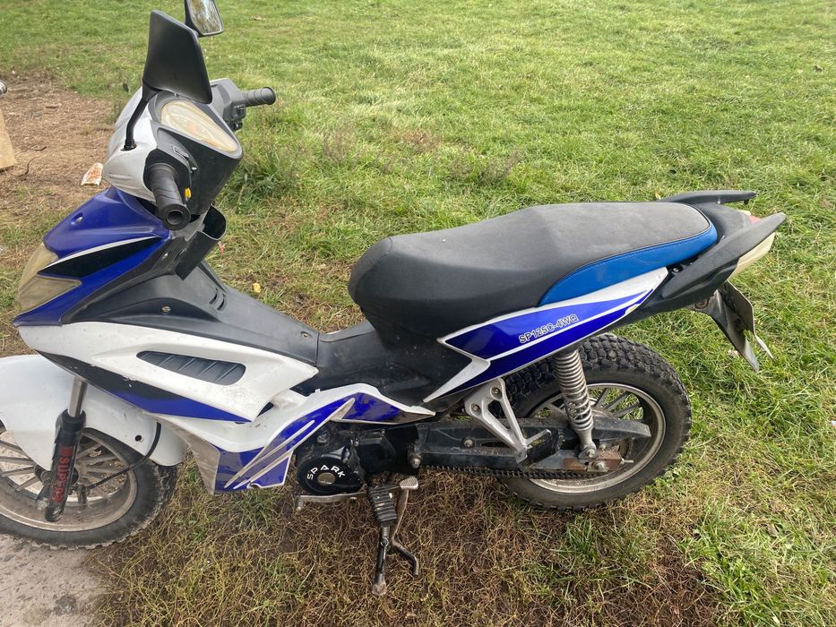 Продам мотоцикл Спарк