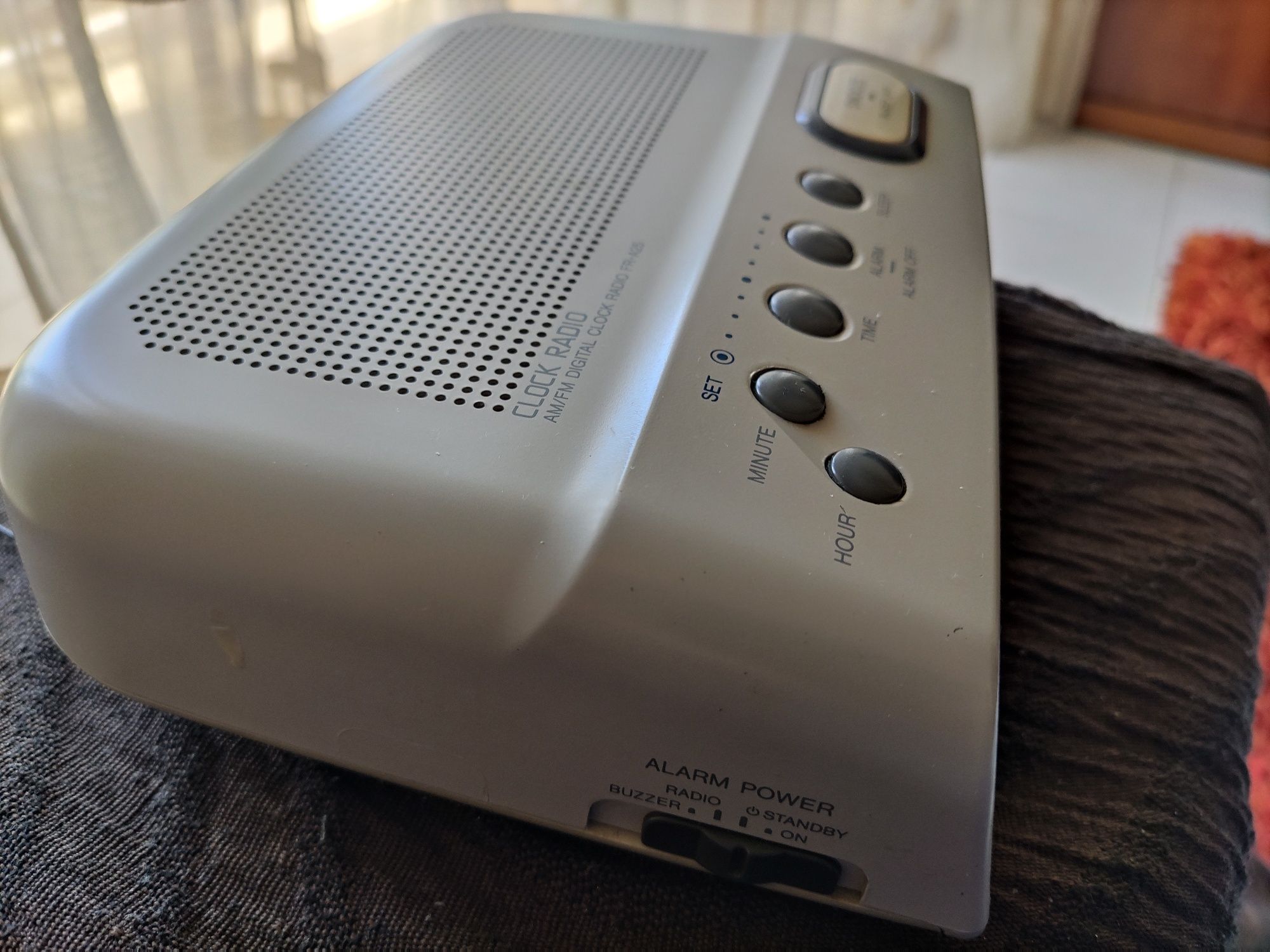 Rádio Relógio Digital Despertador AM/FM FR-A25 Aiwa Vintage