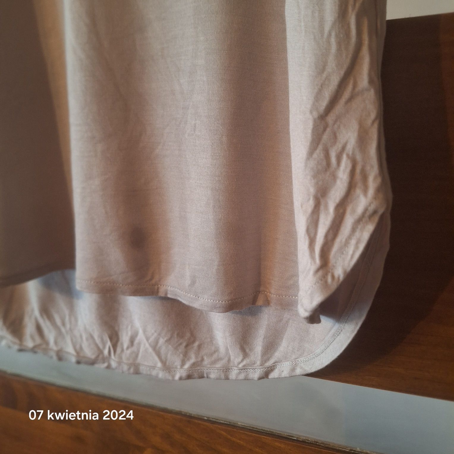 Bluzka damska H&M rozmiar XS 100%viscoza stan bardzo dobry