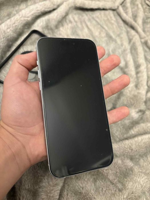 IPhone 15 PLUS 128GB +etui i folia na telefon