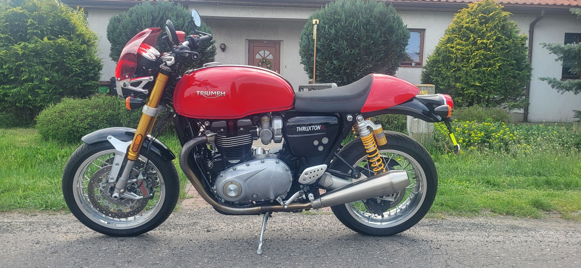 Triumph Thruxton R 1200