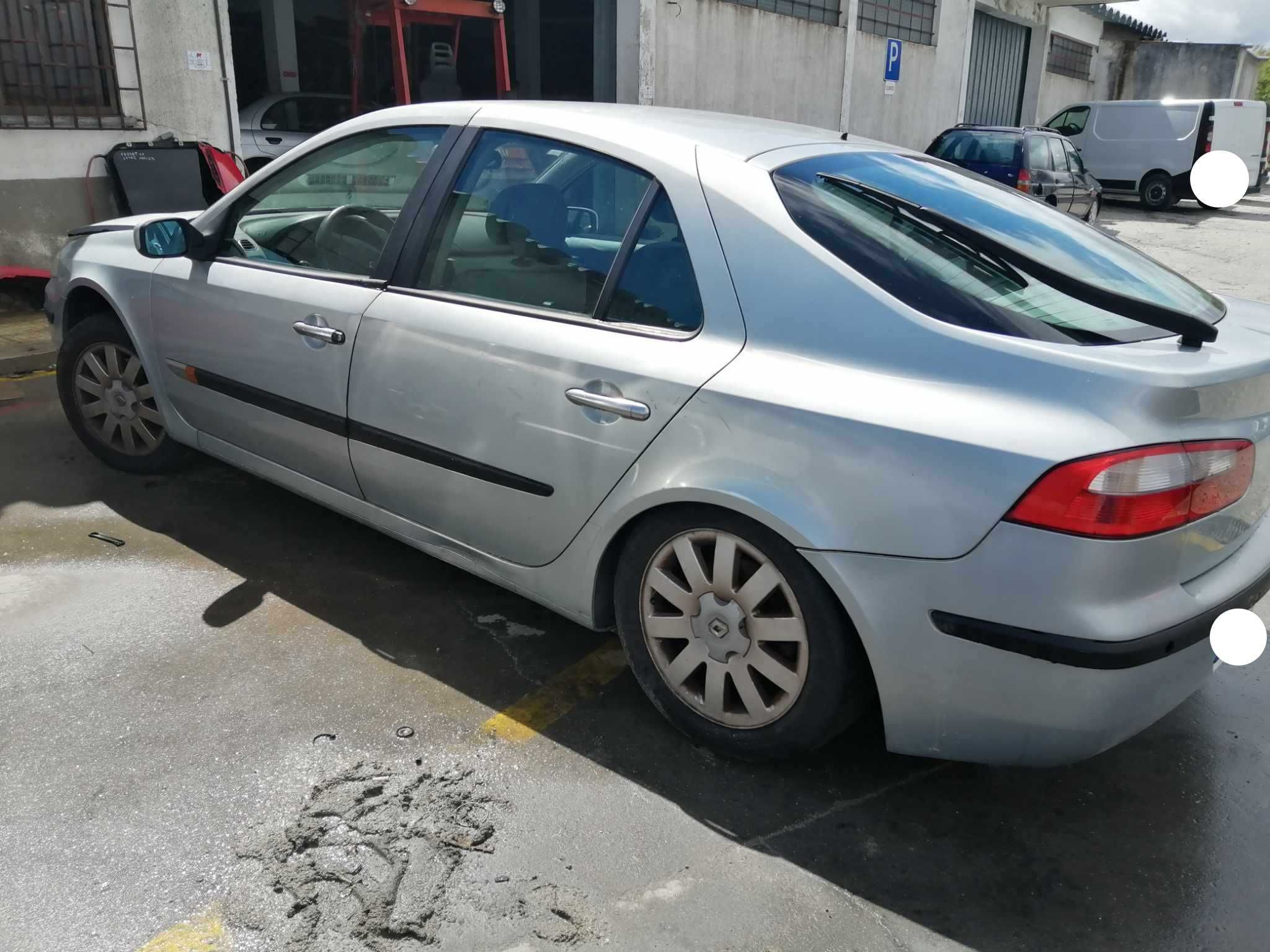 Para peças Renault Laguna II Hatchback (BG) 1.9DCI ano 2004
