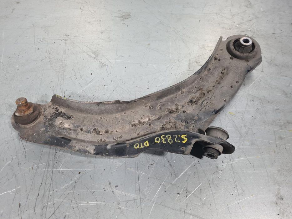 Braço de suspensão frente direito RENAULT Clio IV Société