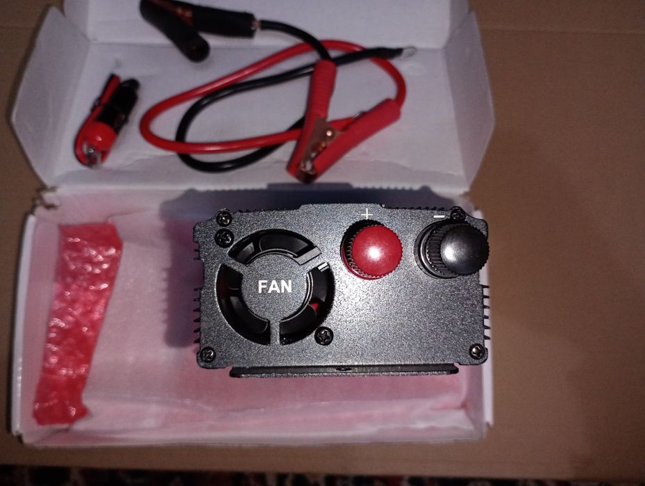 Інвертор 12V 220V EAFC Inverter DC to AC 12V to 220