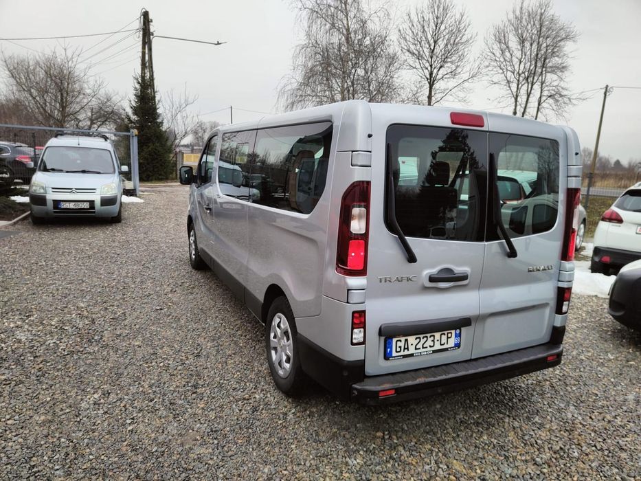 BUS 9 OSOBOWY 199 złotych Wynajem, wypożyczenie Renault Trafic