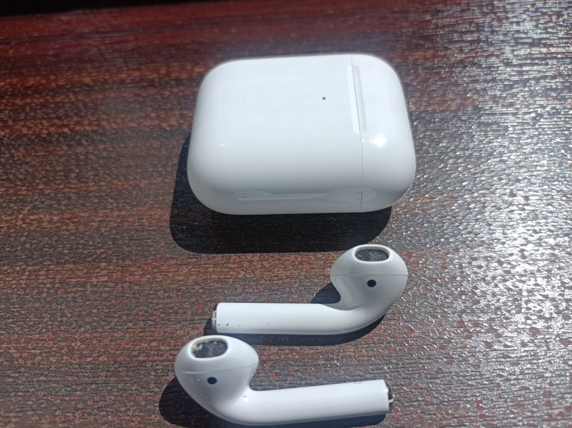 Apple AirPots 2 original с кейсом