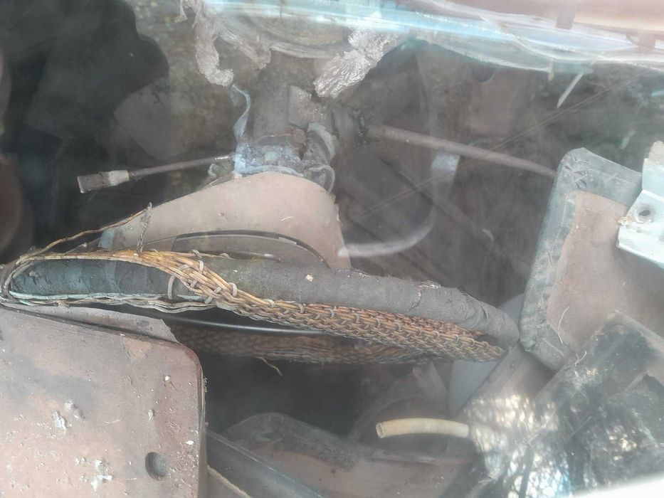 Розбирається москвич 403 з документами та 407