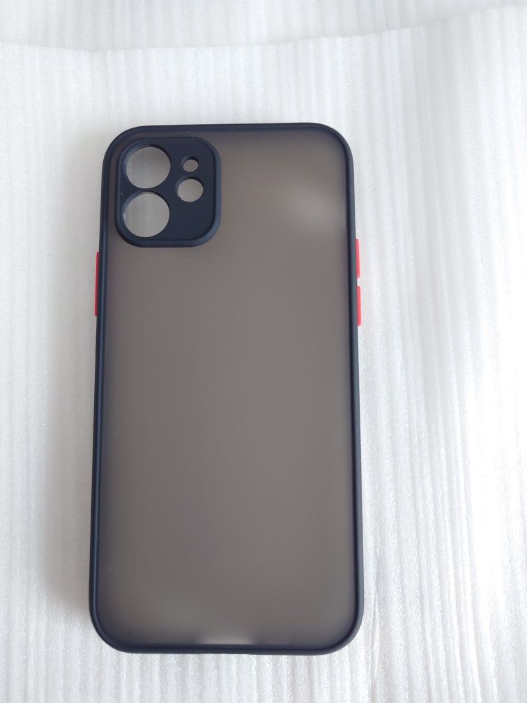 Etui do iPhone 12 półprzezroczyste ciemne Plecki Case Nowe