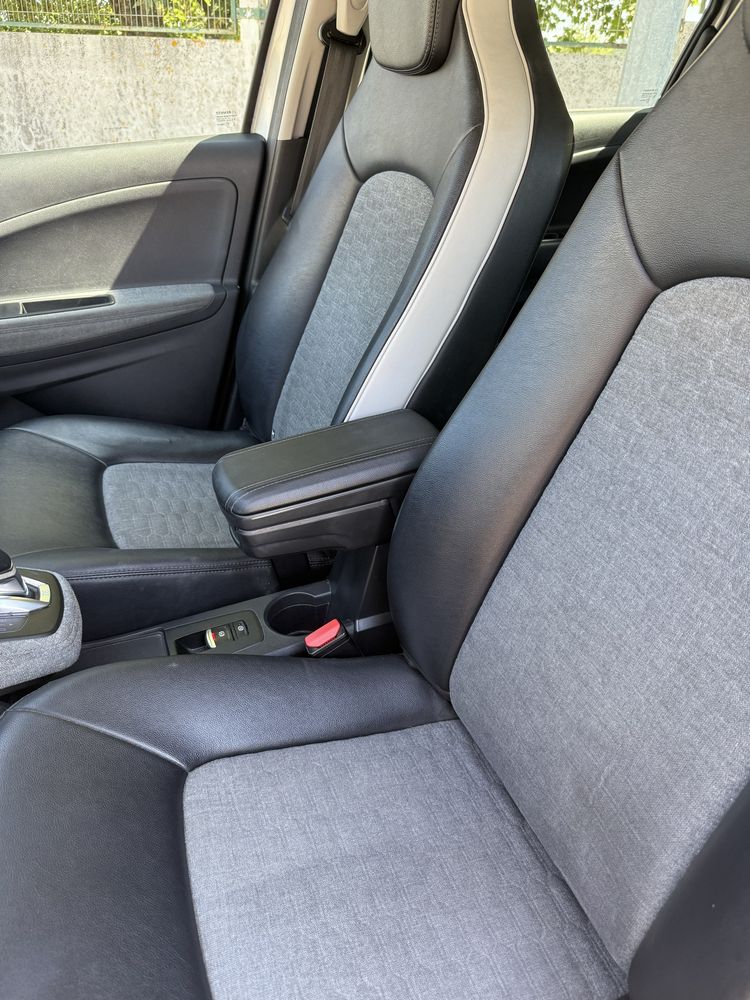 Renault Zoe 50 kw CCS2 Bateria propria