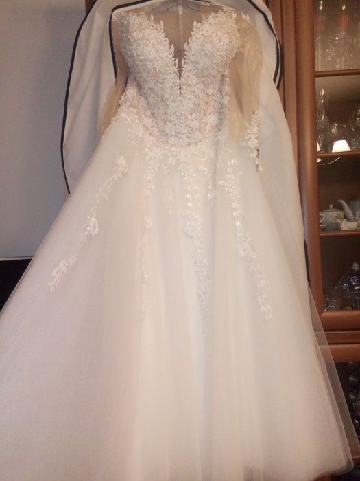 Suknia ślubna Rozm 44-46 Vanessa Diamond kolor ivory+dodatki