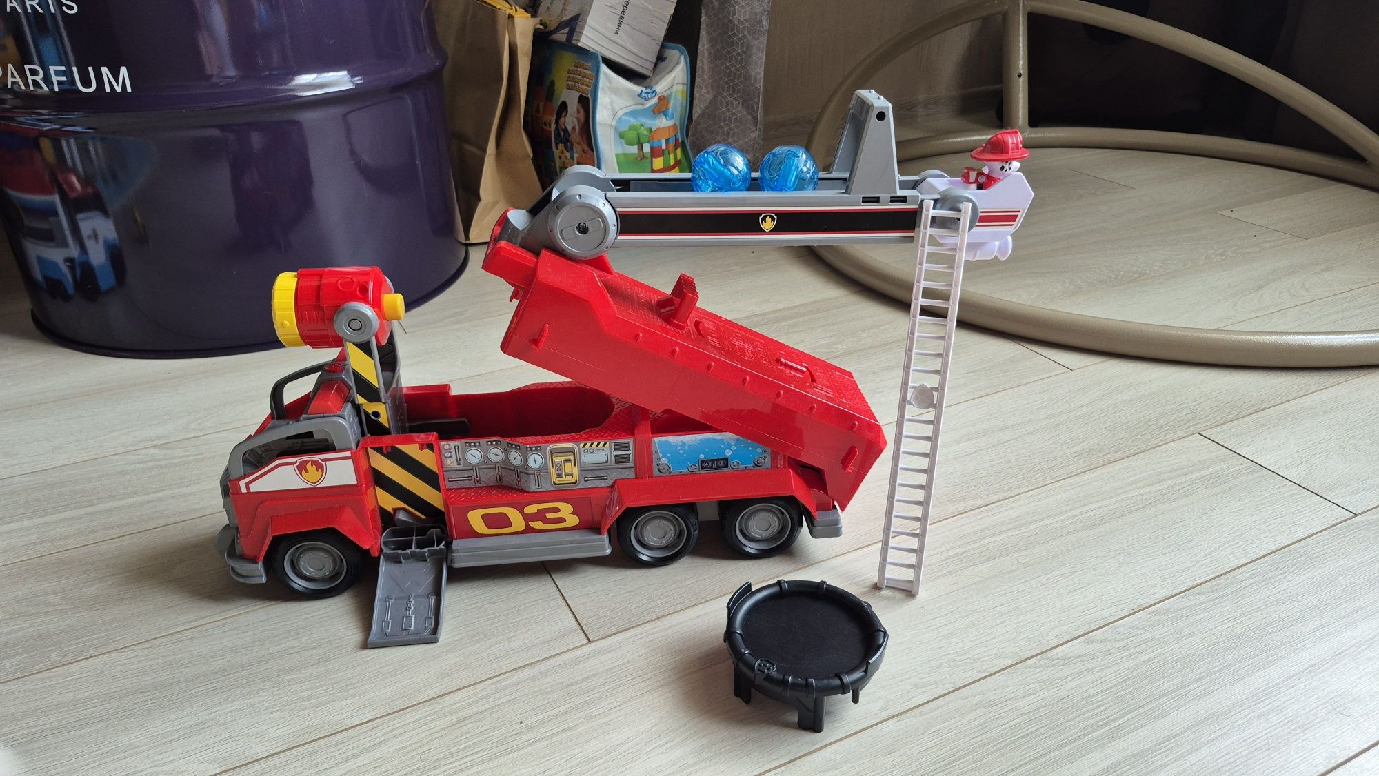 Щенячий Патруль Пожежна машина PAW Patrol, marshall's Transforming Mov