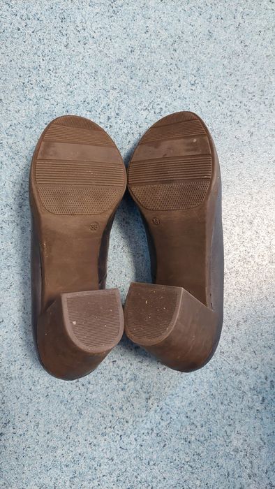 Sapatos salto confortável