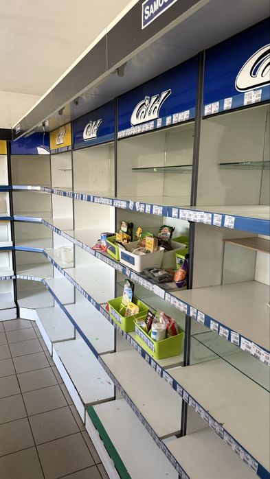 Sprzęt po likwidacji sklepu spożywczego