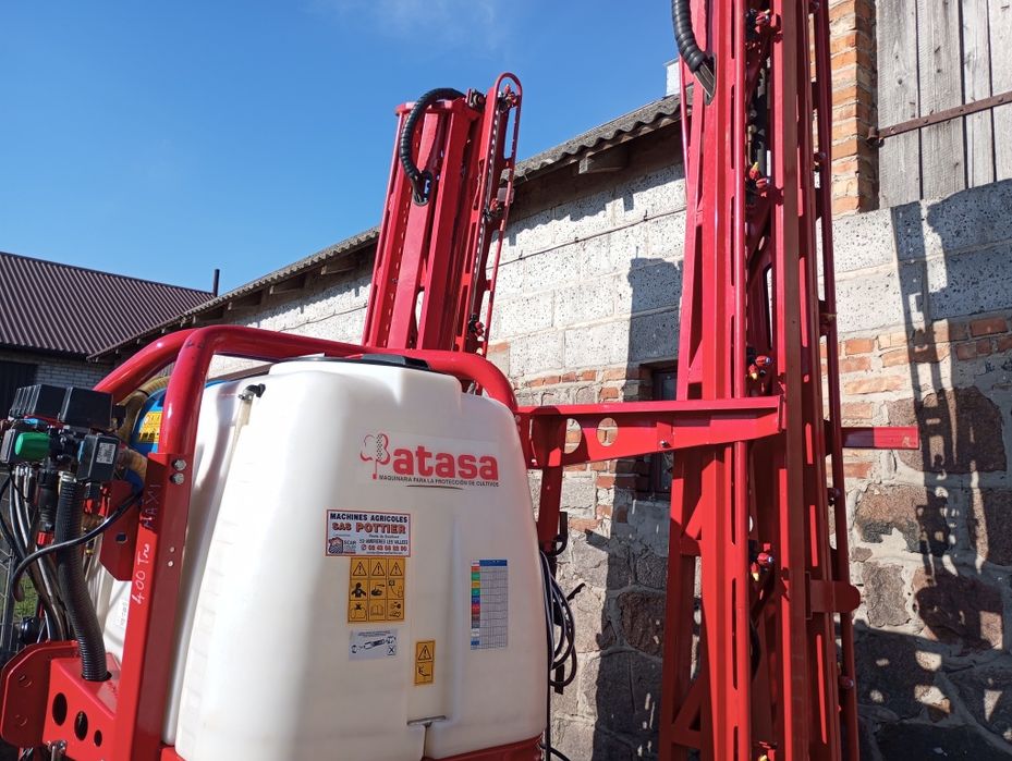 KUHN Atasa 2011r opryskiwacz zawieszany