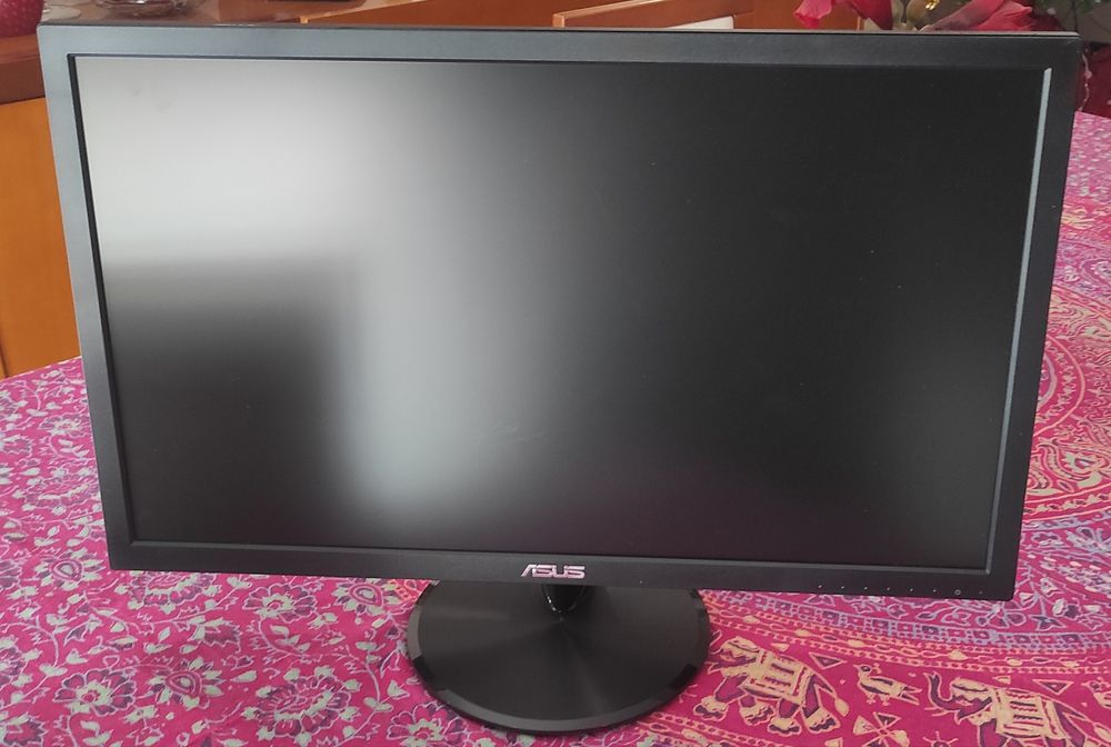 Monitor 24" ASUS