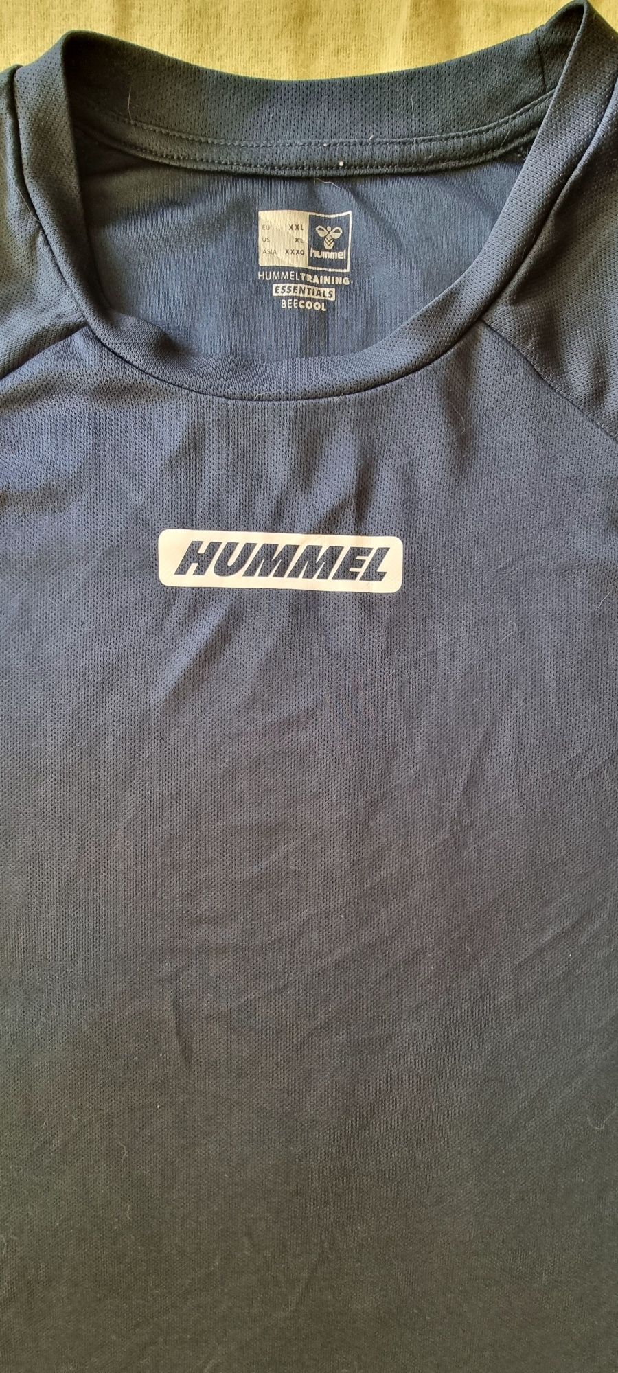 Koszulka firmy Hummel rozm. XL
