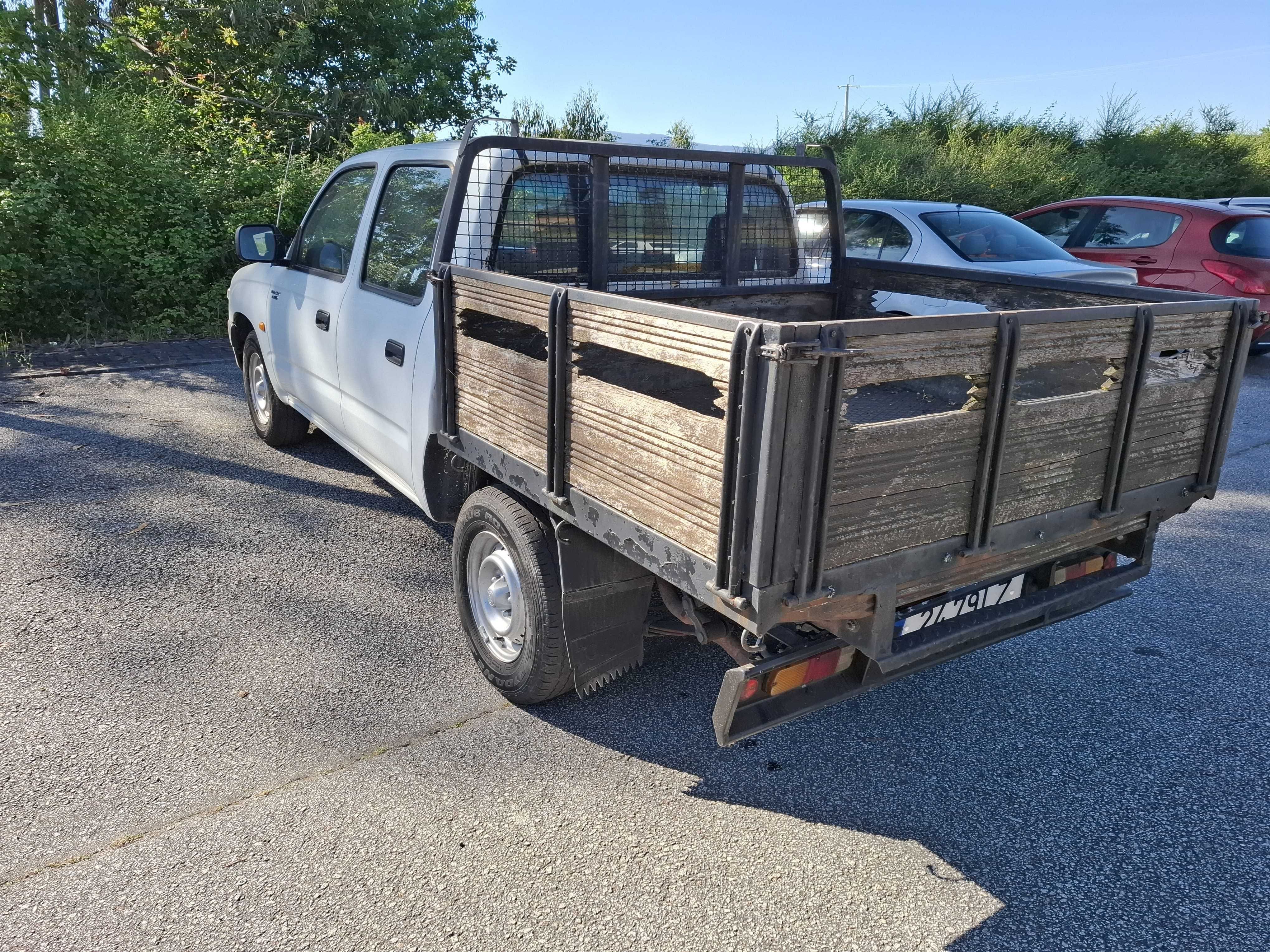 Toyota Hilux 2.4D Cab. Dupla Nacional