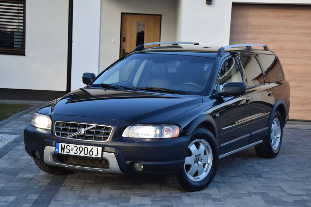 Volvo XC 70 2,4 D5 185KM Automat LIFT Xenon Lotka SkóryGrzaneElektryczne Tempomat
