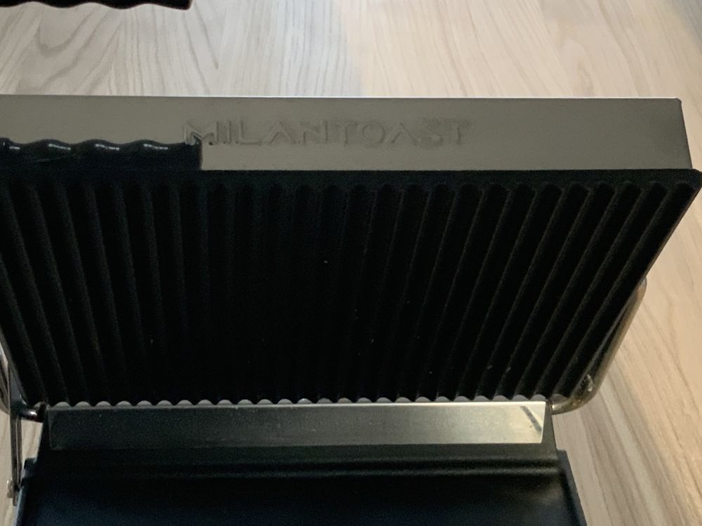 Milantoast model 16001