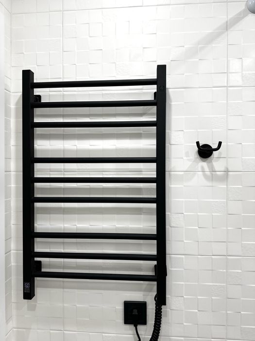 Продаж двокімнатної квартири з ремонтом в центрі міста