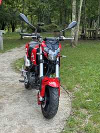 Benelli tnt 125