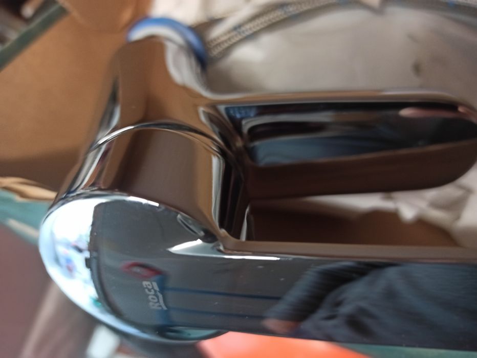 Vendo torneiras de lavatório