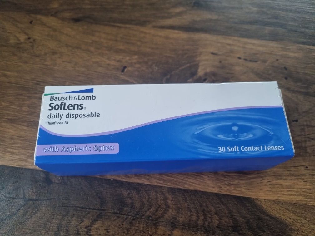 Soczewki dzienne Soflens Bausch&Lomb -3,75  (30 szt.)