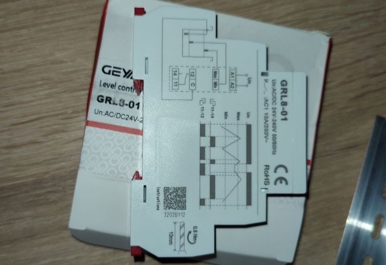 GRL8-01 реле контролю рівня заповнення