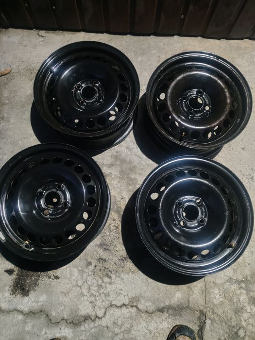 Do sprzedania felgi stalowe do opel  r 15 4x100  et 39