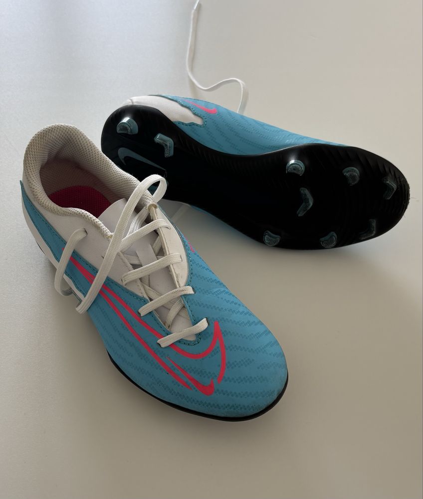 Chuteiras Nike phantom GX T35 (como novas)