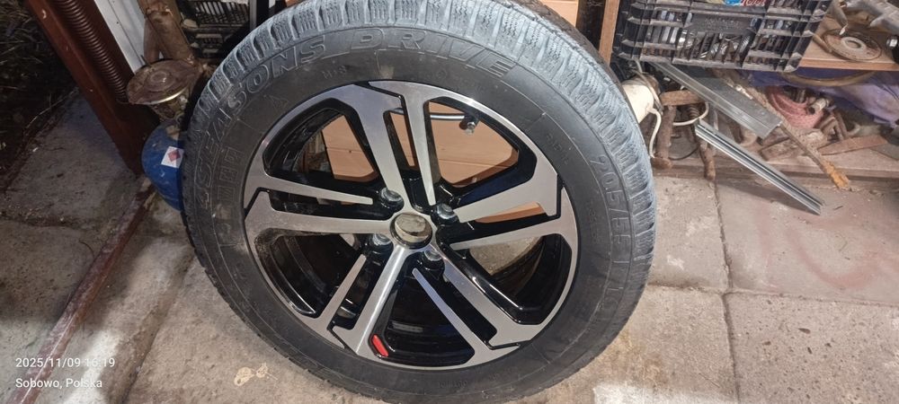 Felgi 16 z oponami wielosezon