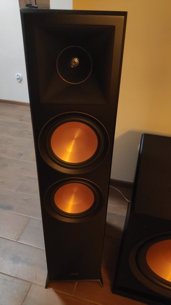 Zestaw stereo HiFi Klipsch RP8000F+sub R115sw+ Cambridge AudioAXR 100