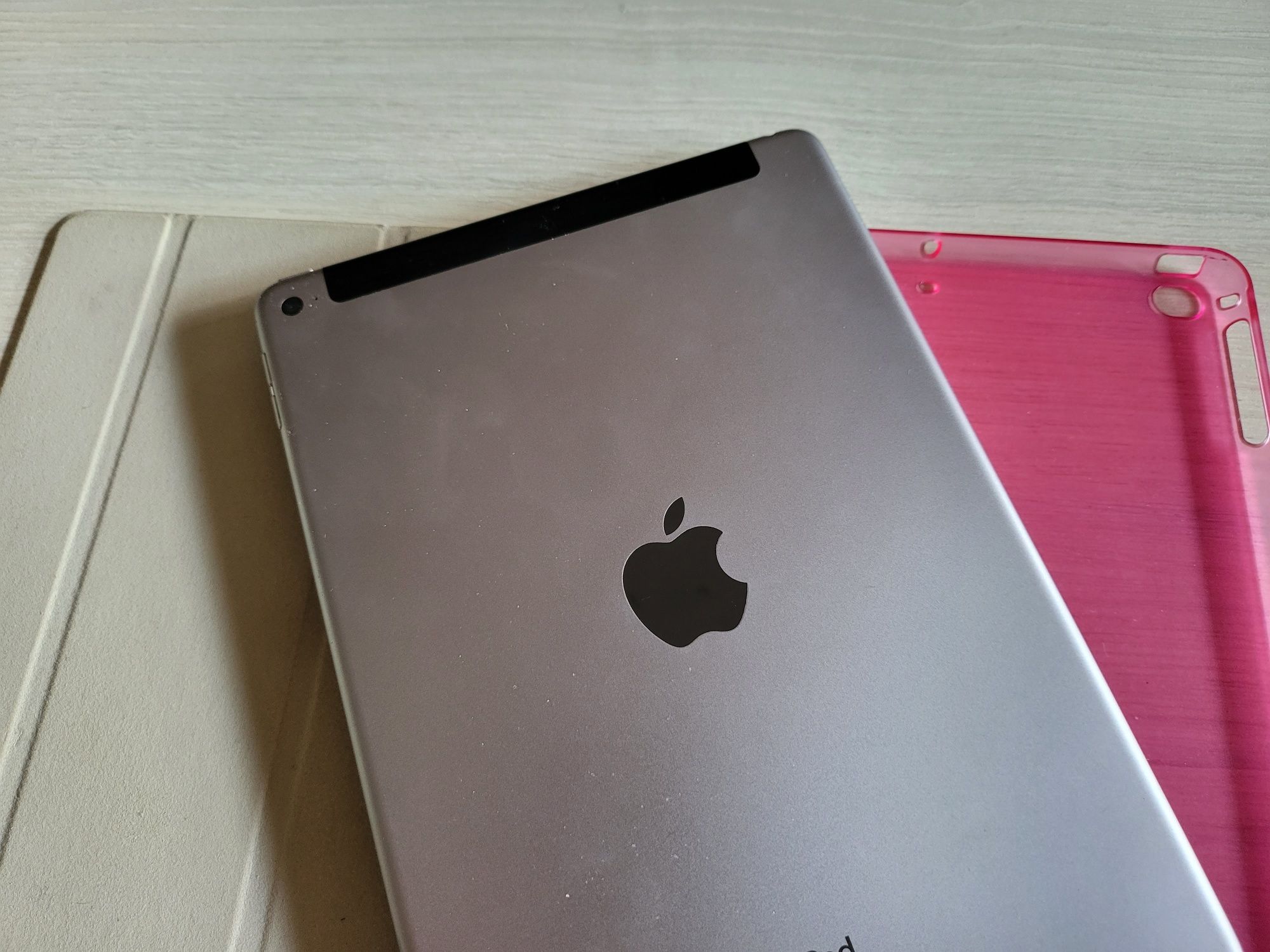 Планшет Apple Ipad Air 2 Cellular LTE 64 Gb