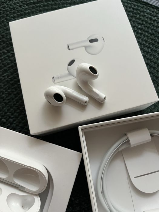 Apple AirPods 3rd generation