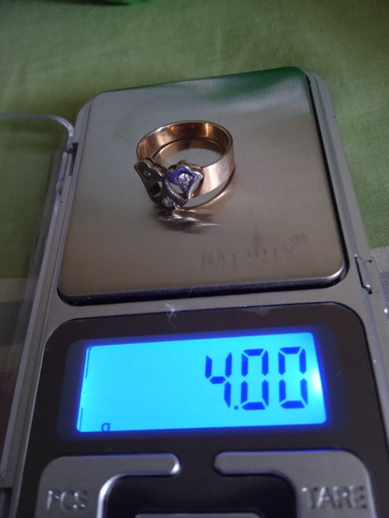Красивое золотое кольцо с бриллиантами 583 проба СССР