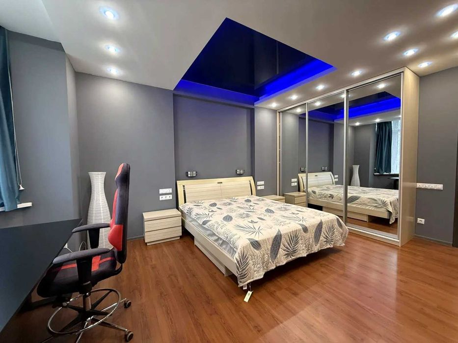 Сдаю в первые квартиру на долгий срок по улице Урловская 16/37