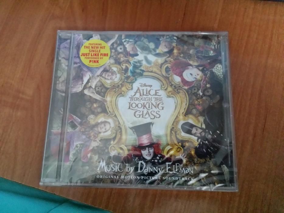 Alice Through the Looking Glass NOWA CD