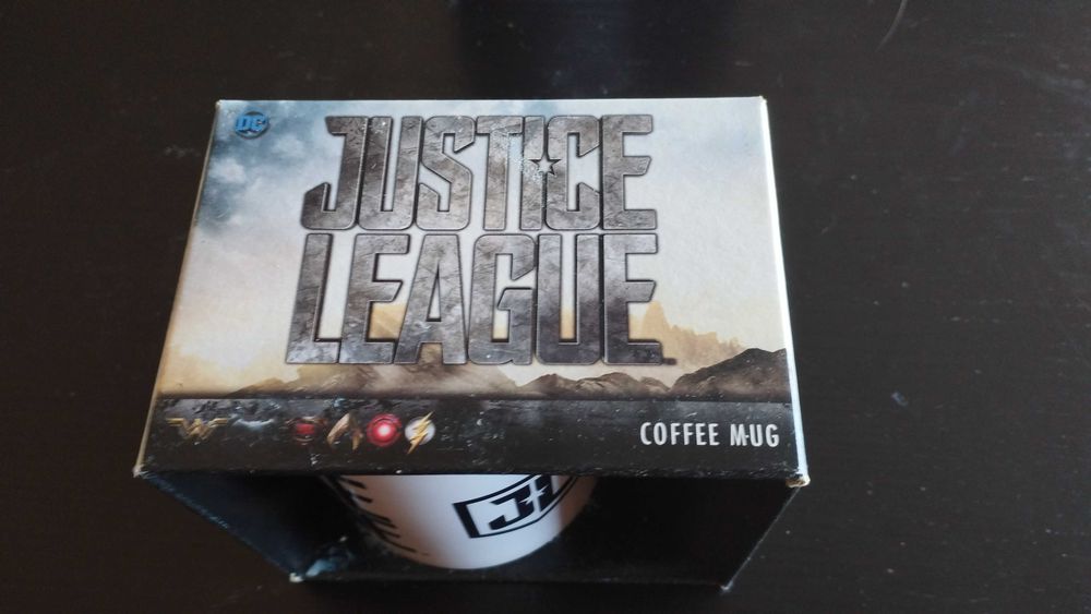 NOVA - Caneca do Filme Justice League - Stencil Logo - PAGUE 3 LEVE 4