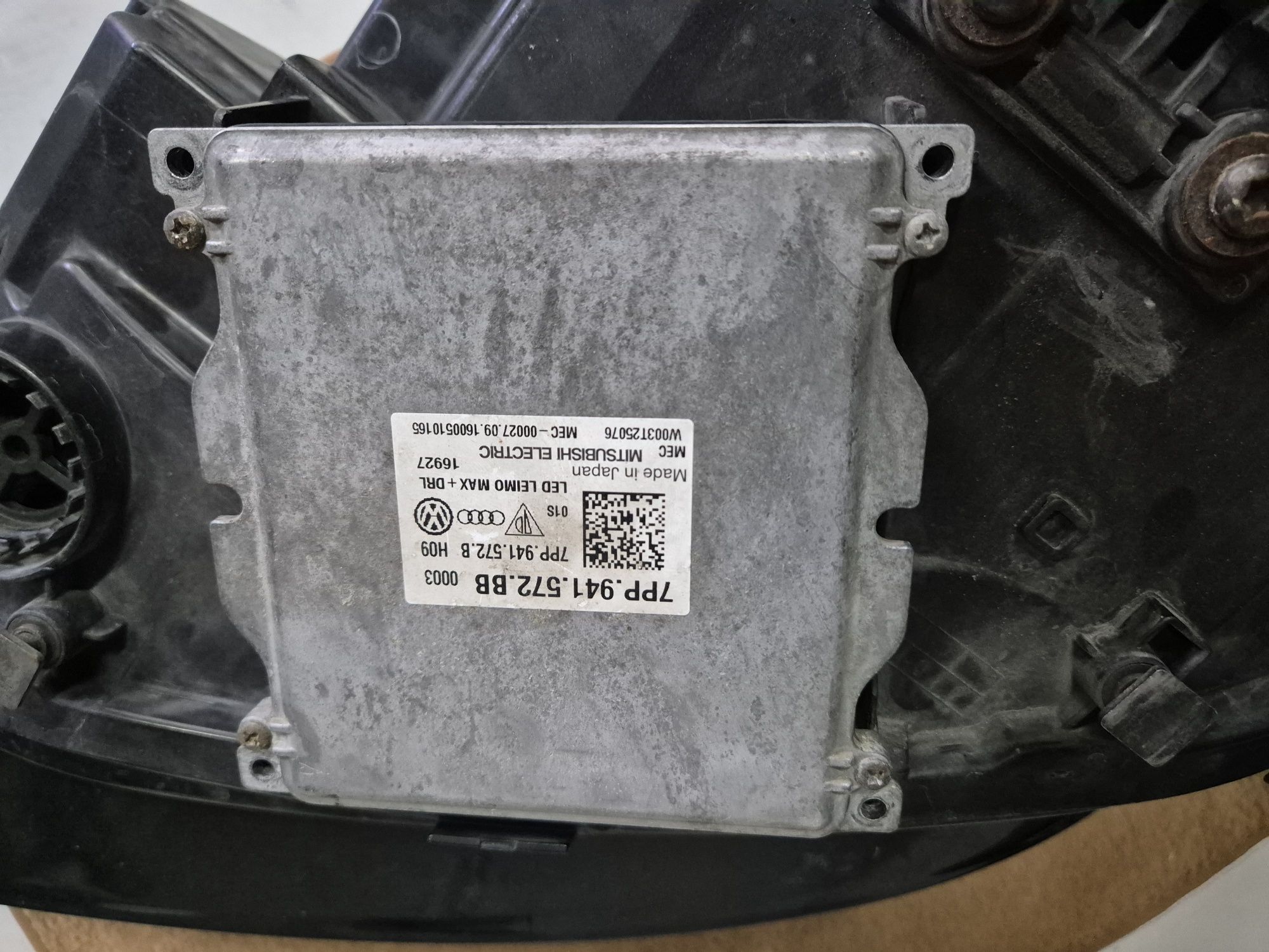 Prawa lampa Porsche Cayenne