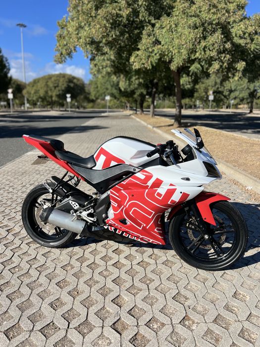 Yamaha yzf r-125