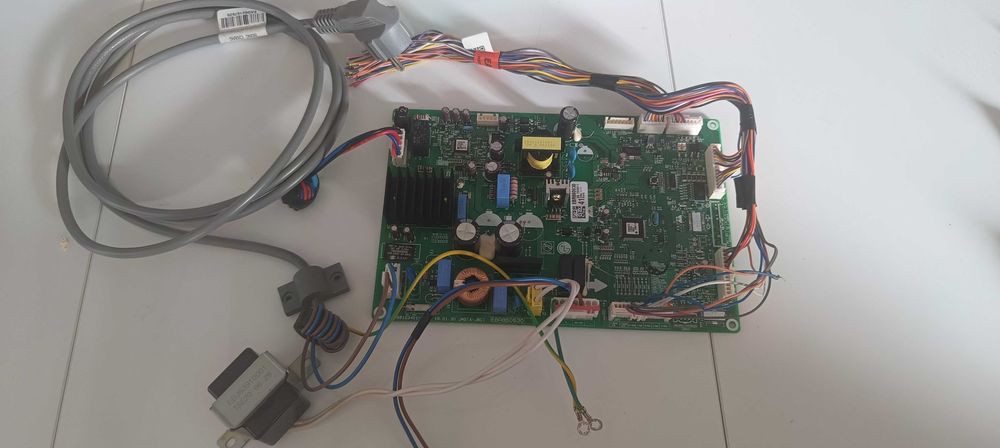 Płyta główna lodówka LG model GBB72PZDFN